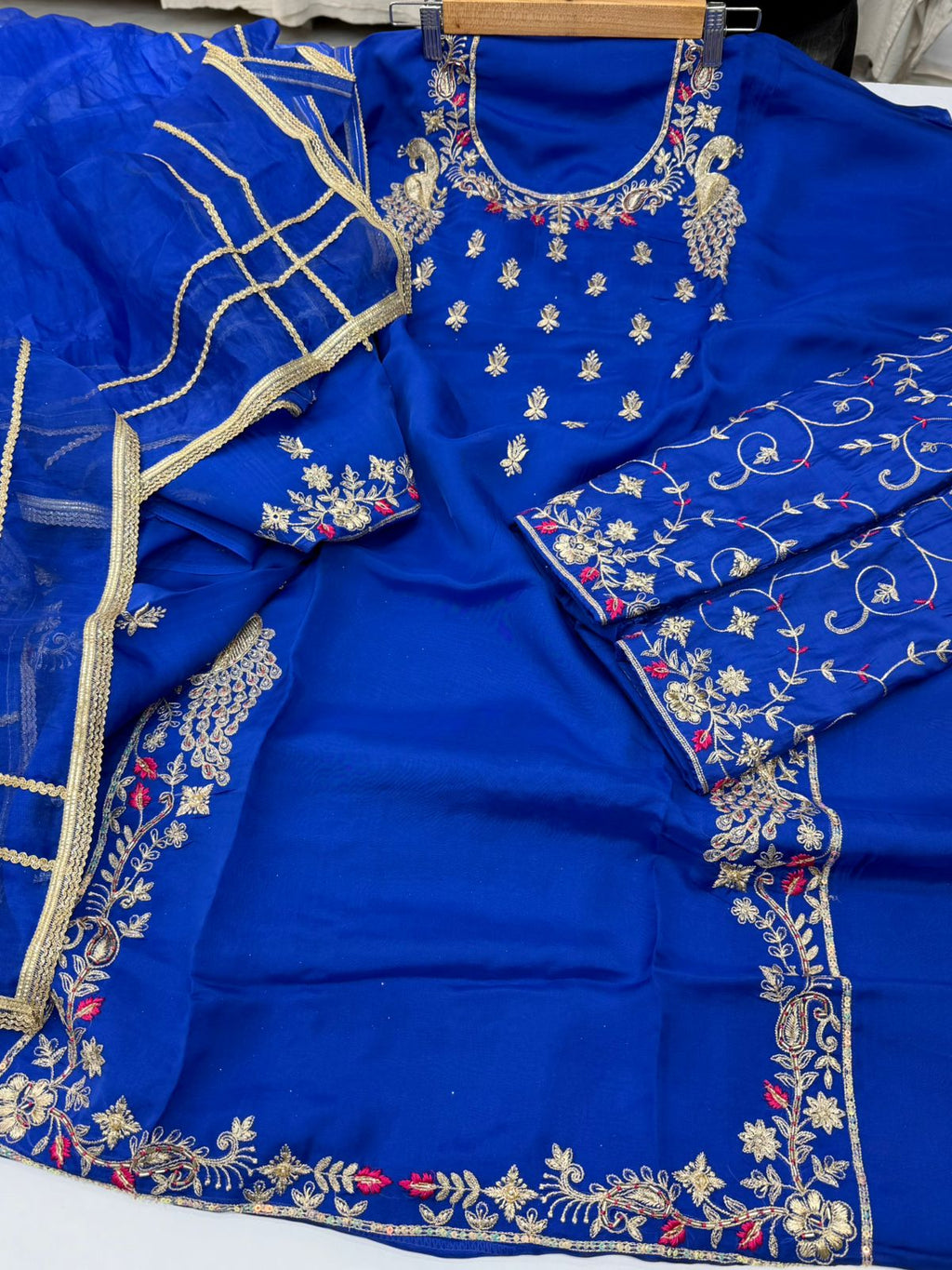 Punjabi Suit With Handwork