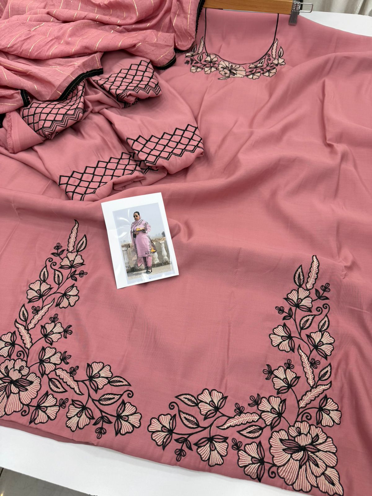 Muslin Silk Punjabi Suit