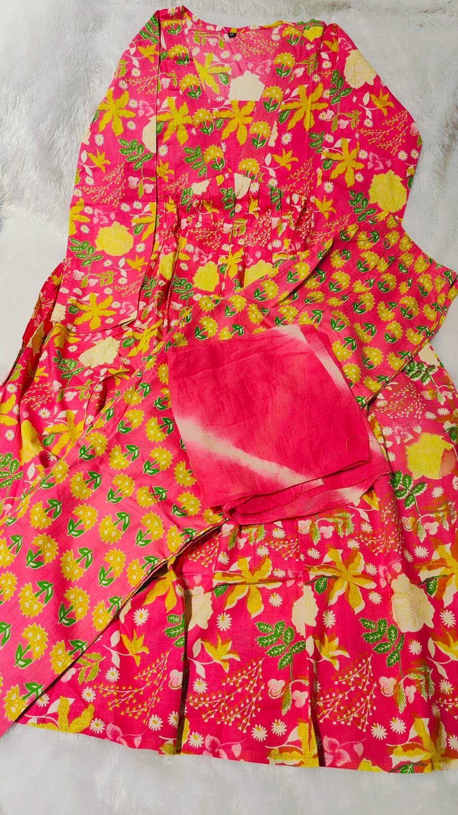 💖Upgrade your style with this beautiful and refreshing Pure cotton party wear dress set 💖