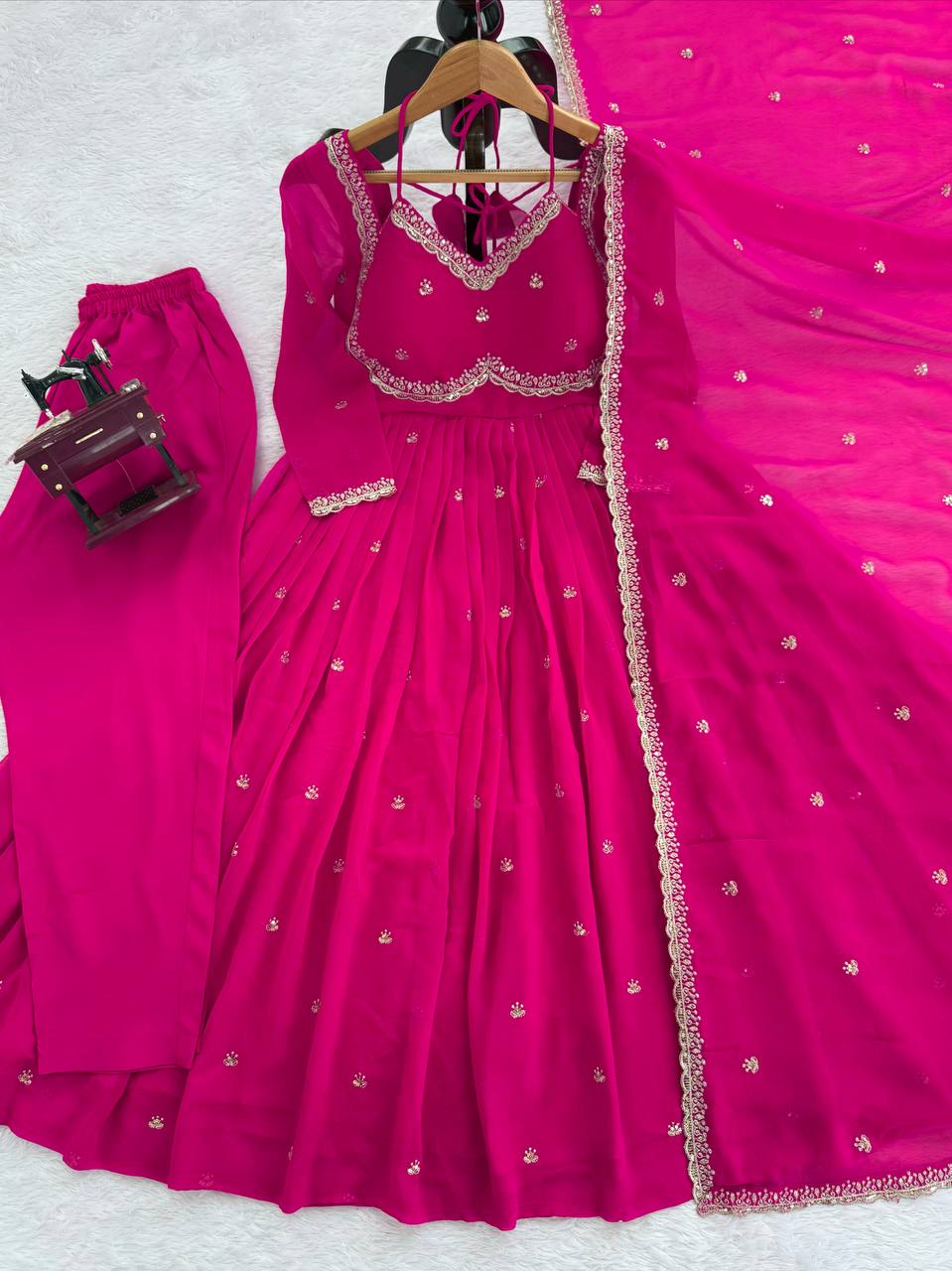 ♥️Party Wear Anarkali Dress