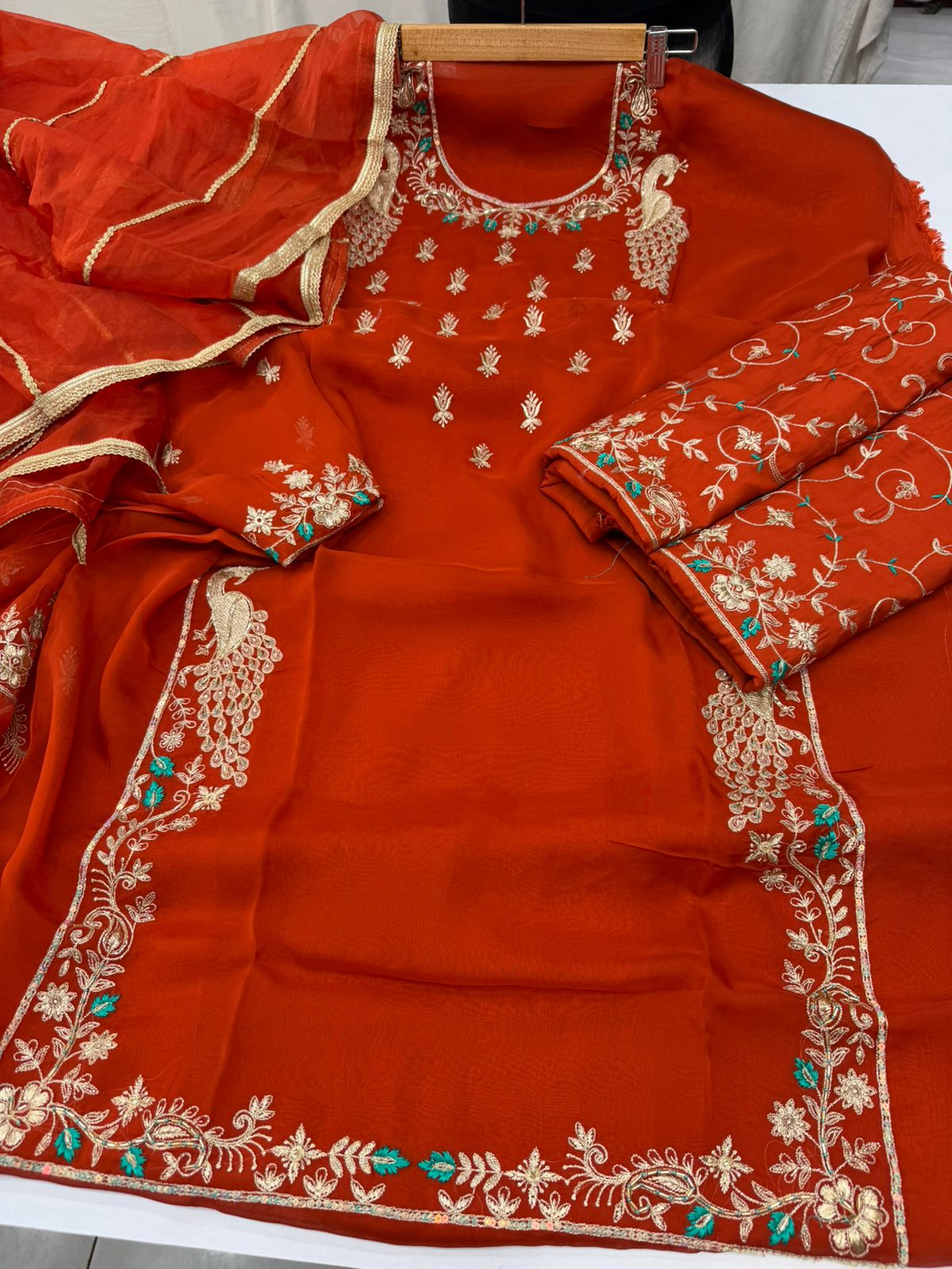 Punjabi Suit With Handwork